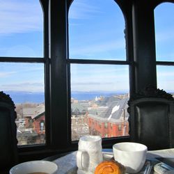 Made Inn Vermont - 2024 Award Winning Burlington B&B -    Mid Week Discounts In A New Chic Burlington B&B! Call & Book Today.   www.madeinnvermont.com