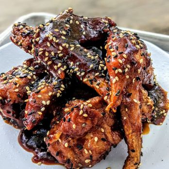1-800-Lucky - Spicy Sesame Crispy Wings from Gold Marquess - Asian Fusion Near Me - Miami, Florida 1-800-Lucky - Spicy Sesame Crispy Wings from Gold Marquess - Asian Fusion Near Me - Miami, Florida
