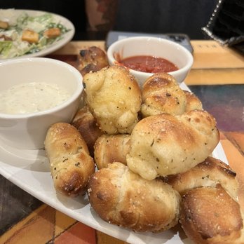 Pizza Gallery & Grill - Gourmet Pizza, Art Gallery & More - World Famous Garlic Knots - Pizza Near Me - Melbourne, Florida Pizza Gallery & Grill - Gourmet Pizza, Art Gallery & More - World Famous Garlic Knots - Pizza Near Me - Melbourne, Florida
