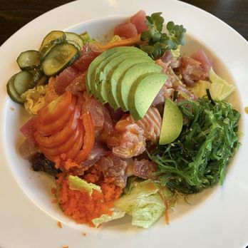 Sapporo Sushi - Mixed Sashimi Salad - 7.5/10 - Sushi Bars Near Me - Murrieta, California
