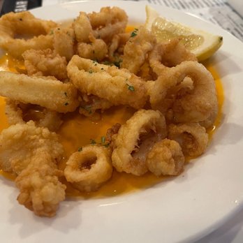 King Street Oyster Bar - Calamari - Seafood Near Me - Middleburg, Virginia