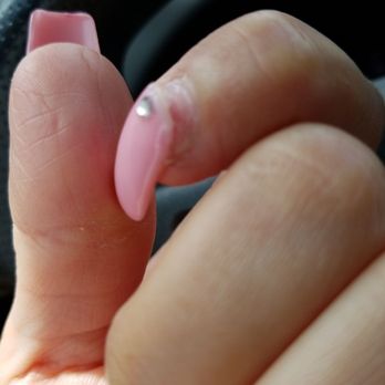 Bijou Nails & Spa - Didn't even last 2 weeks. - Eyelash Service Near Me - Glendale, California Bijou Nails & Spa - Didn't even last 2 weeks. - Eyelash Service Near Me - Glendale, California