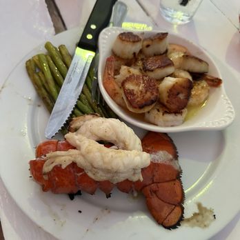 West Side Saloon - Asparagus, scallops and lobster - Bars Near Me - West Wildwood, New Jersey West Side Saloon - Asparagus, scallops and lobster - Bars Near Me - West Wildwood, New Jersey