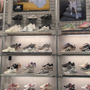 Journeys - Shoe Stores Near Me - Ontario, California Journeys - Shoe Stores Near Me - Ontario, California
