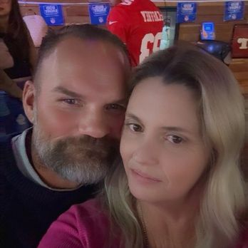 Rustic Tavern - Bars Near Me - Victorville, California