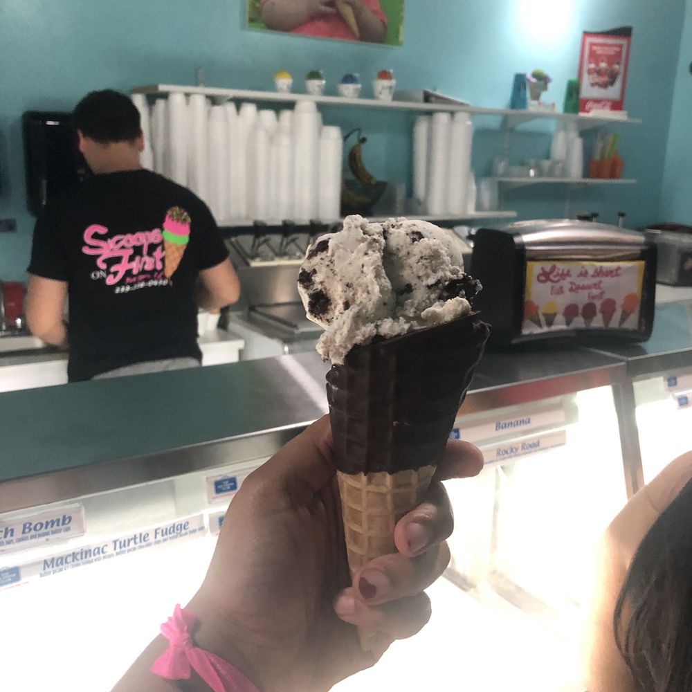 Scoops on First - Ice Cream & Frozen Yogurt Near Me - Fort Myers, Florida