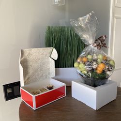 Edible Arrangements - Fruit Bouquet & Chocolate covered bananas with almonds