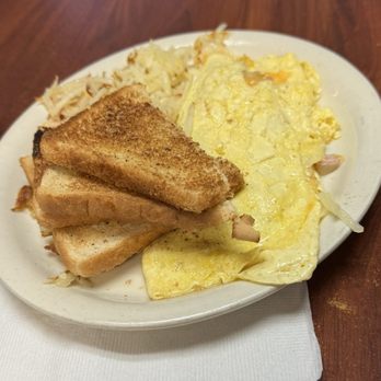 Red Zone Cafe - Denver Omelette - American Near Me - Lubbock, Texas