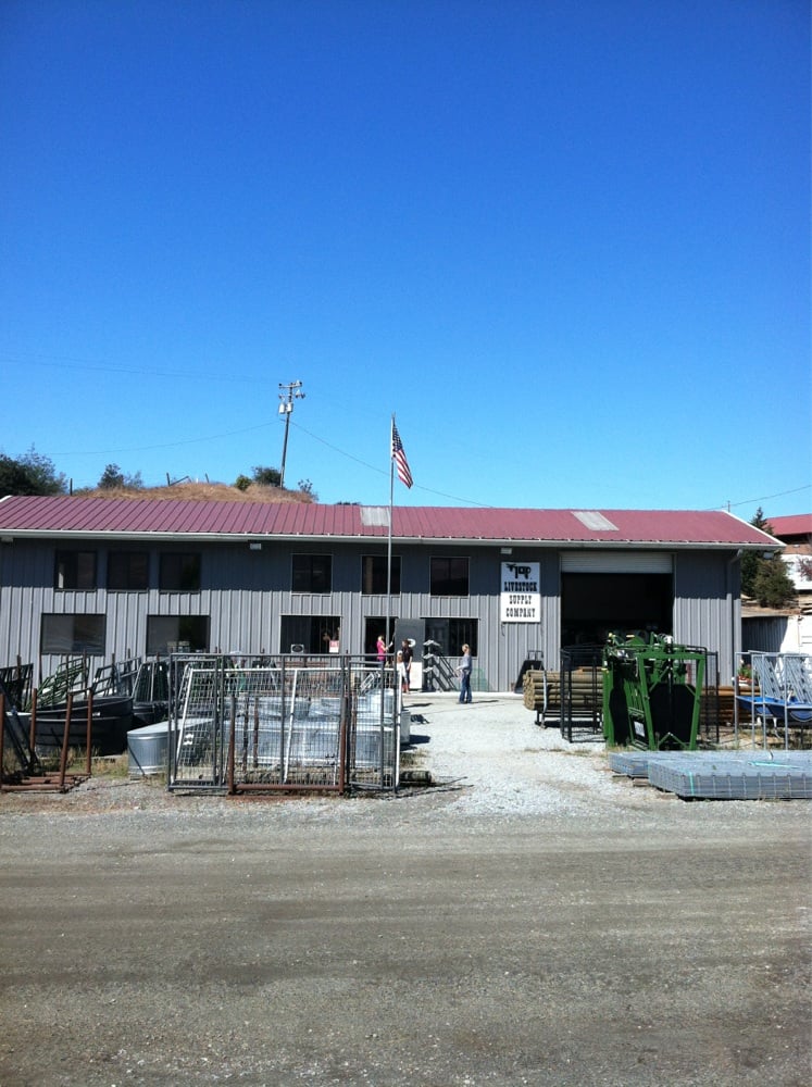 101 LIVESTOCK SUPPLY COMPANY Updated October 2024 4400 US101