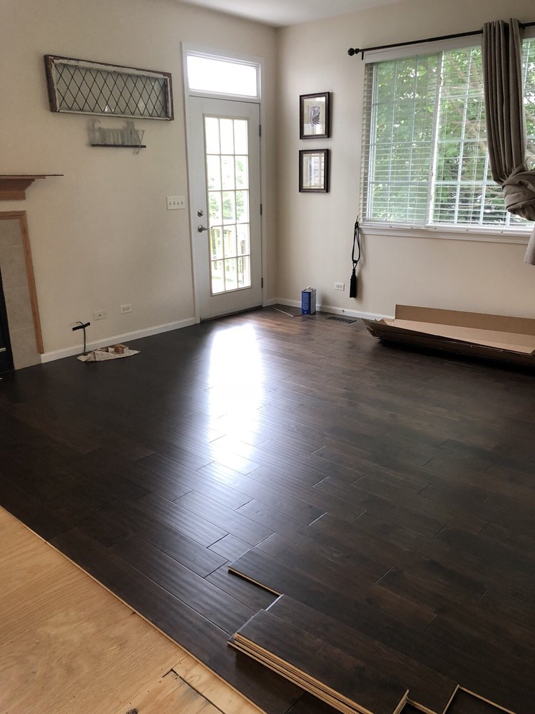 ECKBLADE FLOOR COVERING Batavia, Illinois Carpeting Phone Number