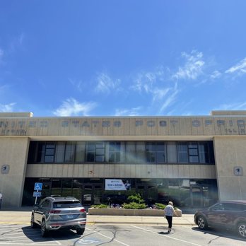 USPS Office - Outside - Post Offices Near Me - Rockford, Illinois