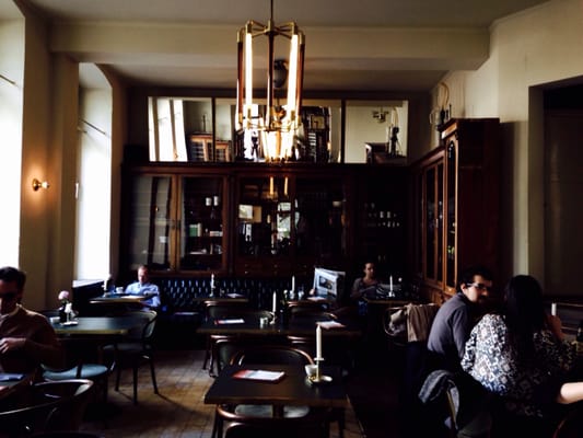 ORA Restaurant & Wine Bar by null