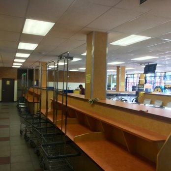 Spincycle Coin Laundry - Place for fold clean and pretty - Laundromat Near Me - Van Nuys, California