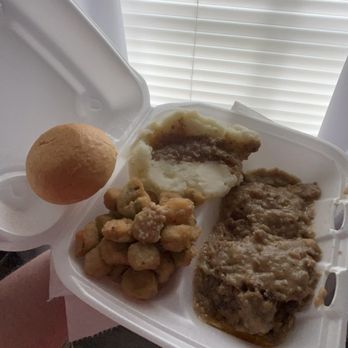 Randy's Restaurant - Country Style Steak, Mashed Potatoes with Gravy, Fried Okra and a Hot Roll - Barbeque Near Me - Asheboro, North Carolina Randy's Restaurant - Country Style Steak, Mashed Potatoes with Gravy, Fried Okra and a Hot Roll - Barbeque Near Me - Asheboro, North Carolina