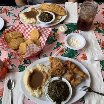 Southern Kitchen - Fried green tomatoes, catfish, fried chicken, mashed potatoes w/gravy and collard greens, of course ;) - Southern Near Me - Tacoma, Washington