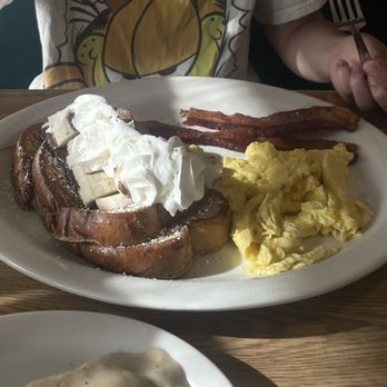 Zeke's Eatin' Place - Nutella banana French toast - Breakfast & Brunch Near Me - Ontario, California Zeke's Eatin' Place - Nutella banana French toast - Breakfast & Brunch Near Me - Ontario, California
