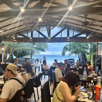 Two Seasons Resorts - Hotels Near Me - Malay, AKL