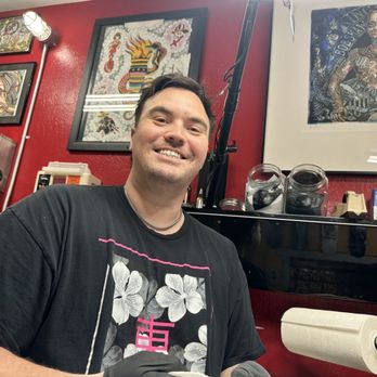12 Volt Tattoo - Tattoo Near Me - Chico, California