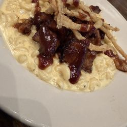 Billy’s Grille and Bar - Brisket and Mac and cheese