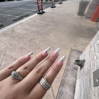 Golden Hour Nails Spa - Flame chromes done by my loving girl Áurea . They are amazing !!! Highly recommend establishment - Nail Salons Near Me - Paradise, Nevada