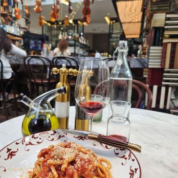 Settecento - Spaghetti alla Chitarra a l'Amatriciana with Salsa di Pomodoro has bits of smoked Guanciale - Italian Near Me - Los Angeles, California Settecento - Spaghetti alla Chitarra a l'Amatriciana with Salsa di Pomodoro has bits of smoked Guanciale - Italian Near Me - Los Angeles, California