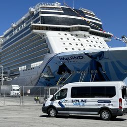 Skyline Shuttle Express - Los Angeles Cruise Terminal 91 & 92