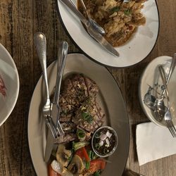 Kinn Thai Restaurant - Grilled beef and soft crab