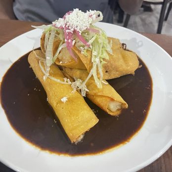 Margaritas Gourmet - Tacos de papa con mole - Seafood Near Me - Lakeland, Tennessee