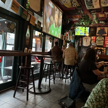 Hibernia Bar - Bars Near Me - New York, New York Hibernia Bar - Bars Near Me - New York, New York