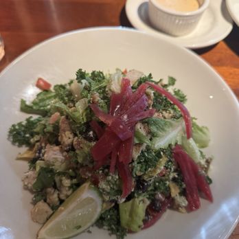 131 MAIN Restaurant - salad - New American Near Me - Blakeney, North Carolina 131 MAIN Restaurant - salad - New American Near Me - Blakeney, North Carolina