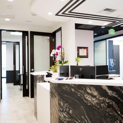 Playa District Dental - Lobby views