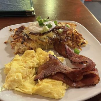 Agate Alley Bistro - Eggs, Bacon, Loaded Hashbrowns - New American Near Me - Eugene, Oregon Agate Alley Bistro - Eggs, Bacon, Loaded Hashbrowns - New American Near Me - Eugene, Oregon