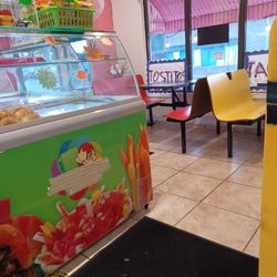 Neveria paleteria - Seating