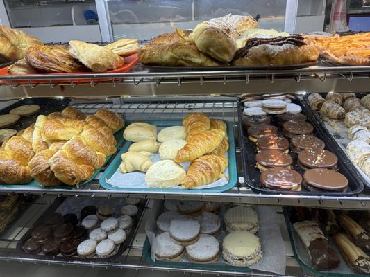 Moises Bakery Miami Beach by null