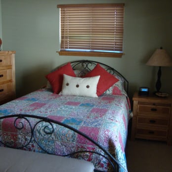 Beaver Creek West Condos - One of the other Bedroom with Attached Bathroom - Condominiums Near Me - Avon, Colorado Beaver Creek West Condos - One of the other Bedroom with Attached Bathroom - Condominiums Near Me - Avon, Colorado