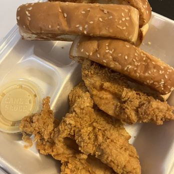 Raising Cane's Chicken Fingers - Yummm 07/2023 - Fast Food Near Me - Henderson, Nevada Raising Cane's Chicken Fingers - Yummm 07/2023 - Fast Food Near Me - Henderson, Nevada