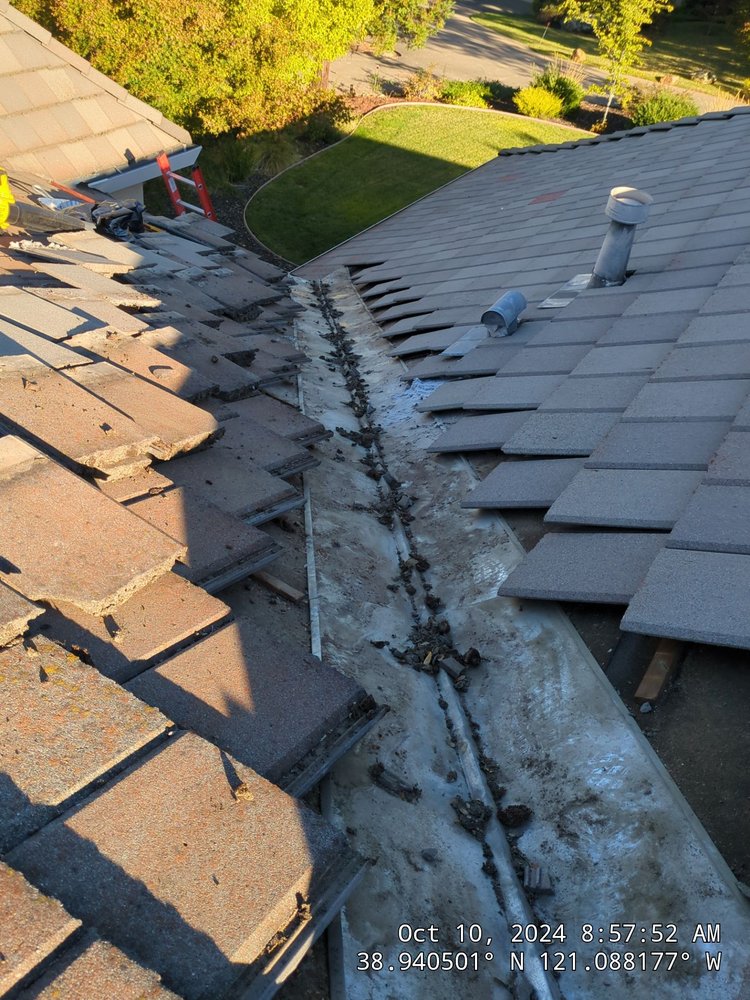 Slide of Arrowhead Roofing