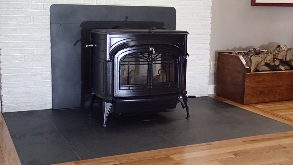 THE RED STORE 14 Reviews Hardware Stores 220 Allen Ln, Murphys