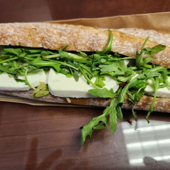 Paris Baguette - Caprese Sandwich - Bakeries Near Me - Honolulu, Hawaii Paris Baguette - Caprese Sandwich - Bakeries Near Me - Honolulu, Hawaii