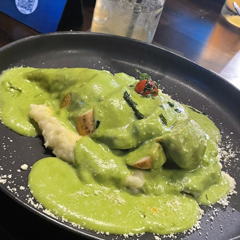 La Doble M Restaurant & Bar - Pechuga de Pollo Al Jalapeño - Mexican Near Me - McAllen, Texas La Doble M Restaurant & Bar - Pechuga de Pollo Al Jalapeño - Mexican Near Me - McAllen, Texas