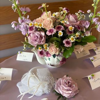 Walden Floral Design - Florists Near Me - Downers Grove, Illinois Walden Floral Design - Florists Near Me - Downers Grove, Illinois