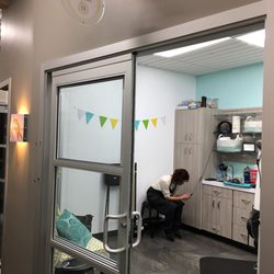 Sola Salon Studios - New location l, love my stylist and her new spot is amazing!