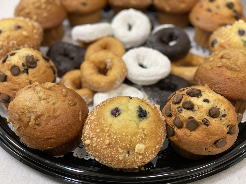 LOOKEN GOOD CATERING Updated June 2024 Request a Quote 20 Photos