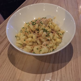 The Marq - Mac and cheese with chicken - New American Near Me - Chicago, Illinois