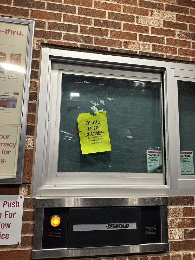 CVS PHARMACY - Updated January 2026 - 32 Photos & 37 Reviews - 8940 ...