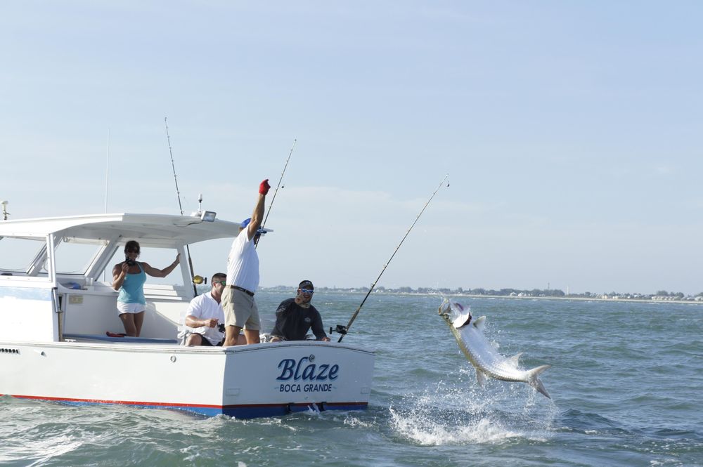 Capt. Waylon Mills Tarpon & Offshore Fishing Logo