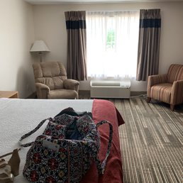 Northfield Inn Suites Conference Center 52 Photos 34 Reviews Hotels 3280 Northfield Dr Springfield Il Phone Number Yelp