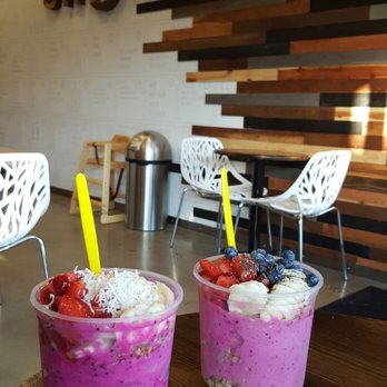everbowl - A look at their bowl size (: - Acai Bowls Near Me - San Marcos, California