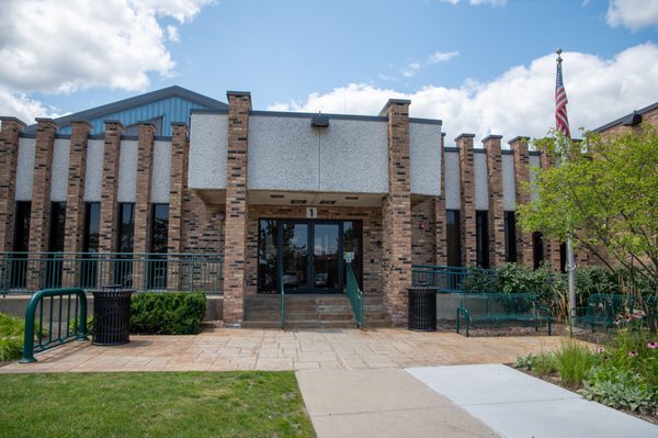 Schaumburg Tennis Plus