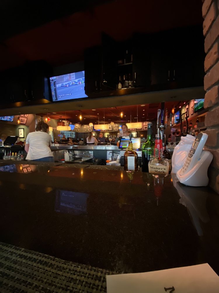 Marlow's Tavern